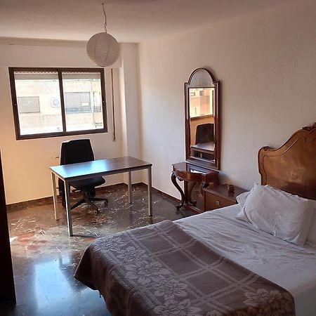 Habitacion Amplia Con Vistas Гранада Екстер'єр фото